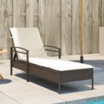Provira Ligbed met kussen 63x200x81 cm poly rattan bruin